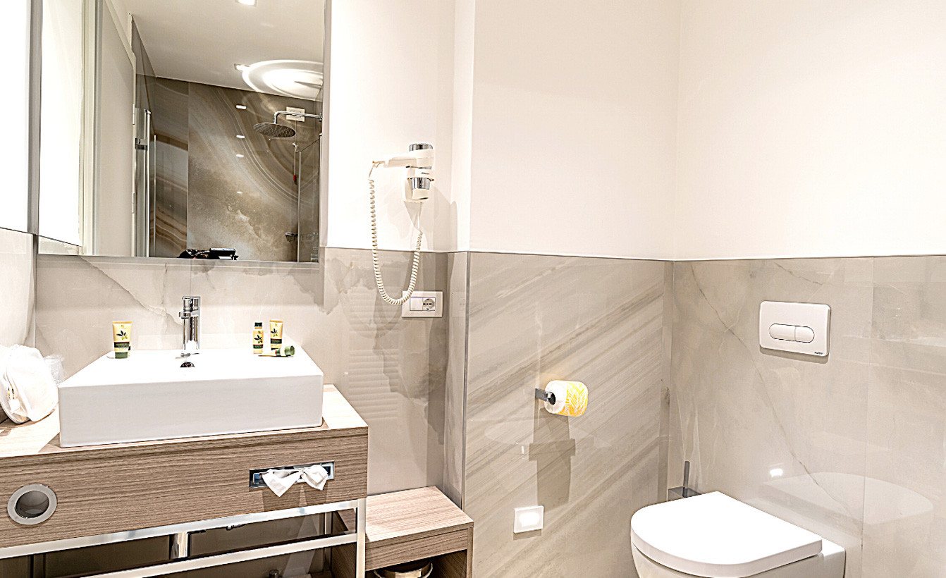 media.Camere-Comfort-4-Hotel-Savini-Igea-Marina