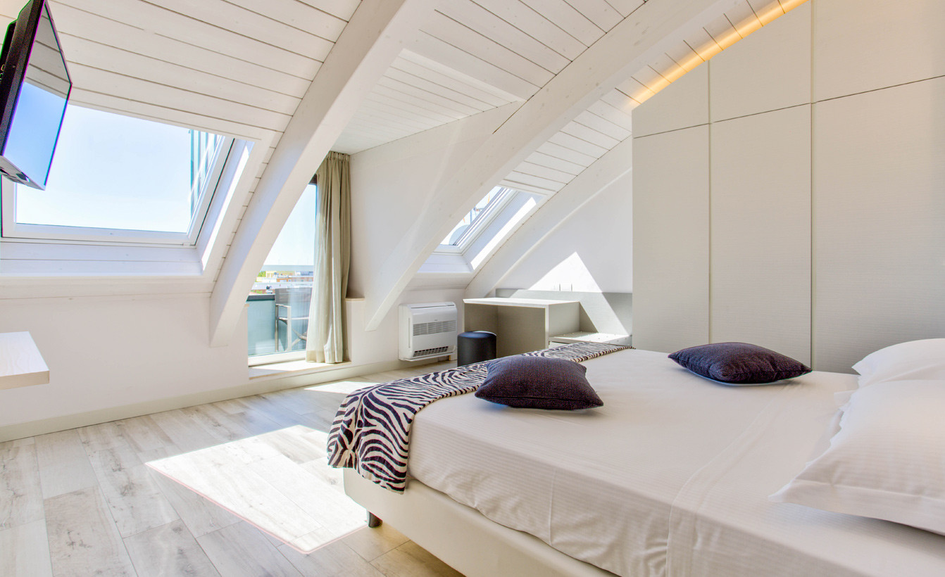 media.Camere-DeLexu-Idros-2-Hotel-Savini-Igea-Marina