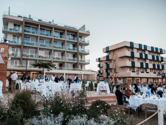 media.Gallery-Ristò-16-Hotel-Savini-Igea-Marina