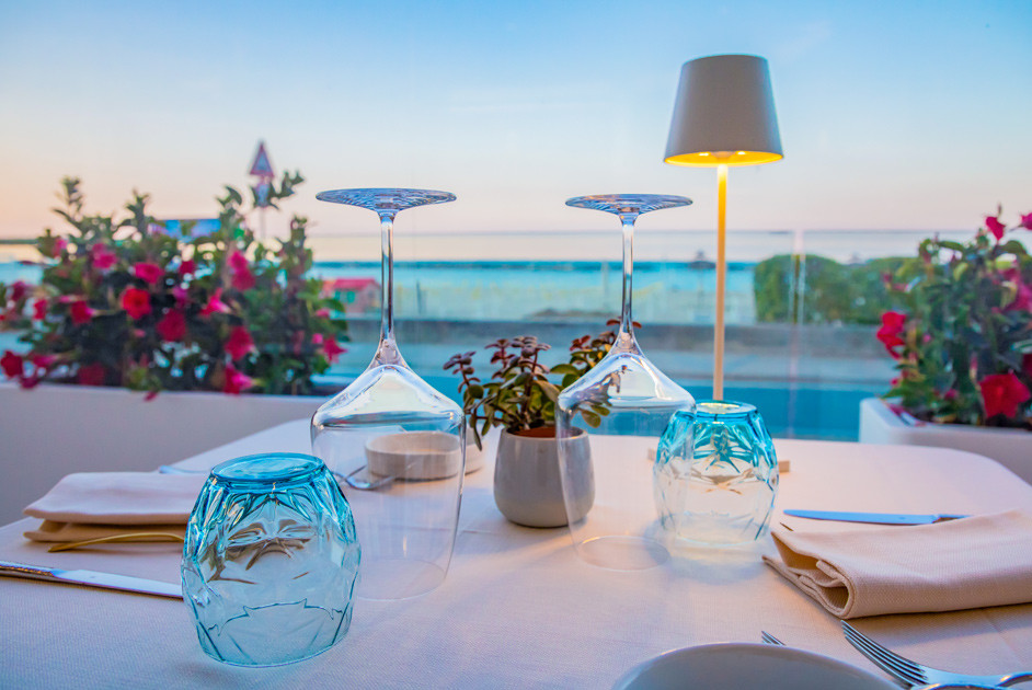 media.Gallery-Ristorante-7Hotel-Savini-Igea-Marina